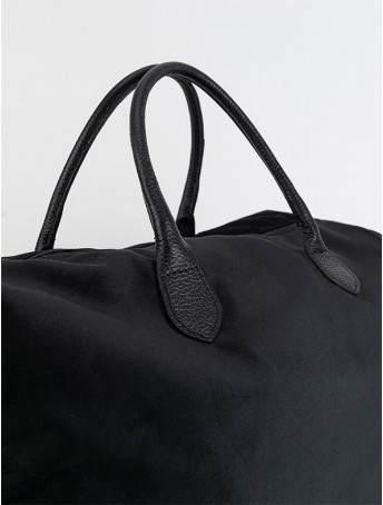 Velours Travel Bag With Shoulder Strap